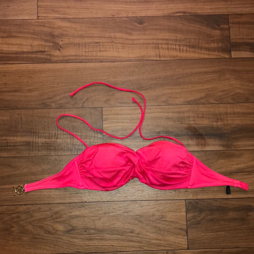 Victoria’s Secret bikini top